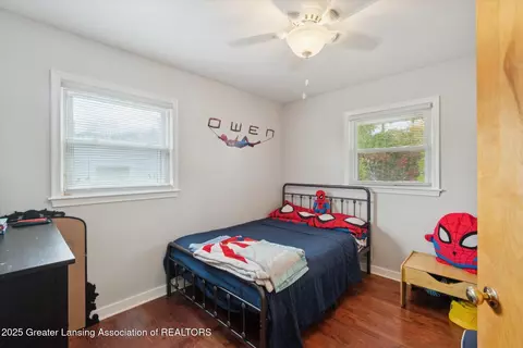 Bedroom - 4412 Devonshire Ave, Lansing, MI 48910 photo 1 of 9