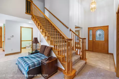 Entry Way - 1155 W Maple Rapids Rd, Saint Johns, MI 48879 photo 7 of 10