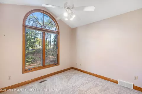 Bedroom - 1155 W Maple Rapids Rd, Saint Johns, MI 48879 photo 7 of 9