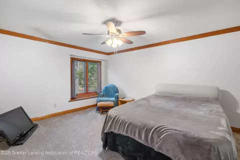 Bedroom - 1155 W Maple Rapids Rd, Saint Johns, MI 48879 photo 3 of 9