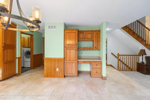 Entry Way - 1155 W Maple Rapids Rd, Saint Johns, MI 48879 photo 9 of 10