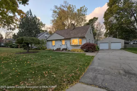 223 Lexington Ave, East Lansing, MI 48823