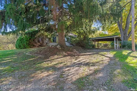 2561 Mount Hope Rd, Okemos, MI 48864