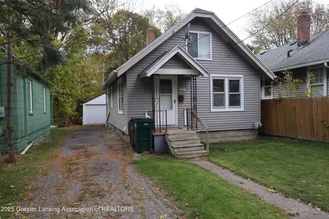 312 S Francis Ave, Lansing, MI 48912