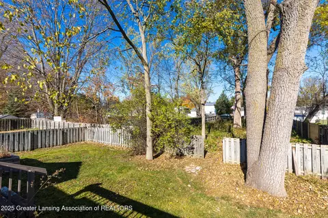 1925 Bowker Dr, Lansing, MI 48911 photo 43