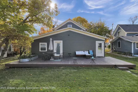 Exterior - 317 Elm St, Mason, MI 48854 photo 5 of 9