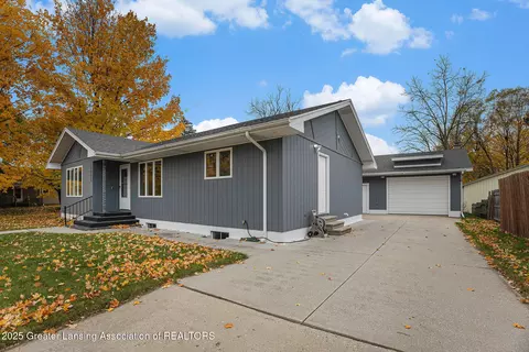 3005 N Cedar St, Lansing, MI 48906 photo 3