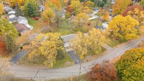 View/Area - 1511 Waxwing Dr, Dewitt, MI 48820 photo 2 of 11