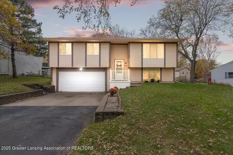 Exterior - 1511 Waxwing Dr, Dewitt, MI 48820 photo 8 of 8