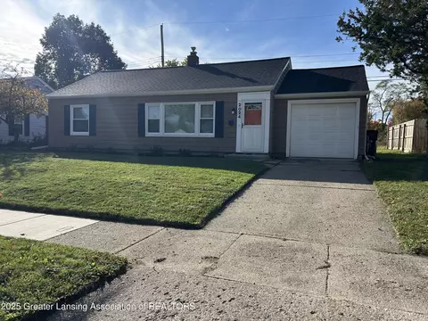2024 Devonshire Ave, Lansing, MI 48910