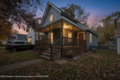 306 Cass St, Owosso, MI 48867