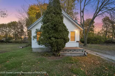 2011 Osband Ave, Lansing, MI 48910