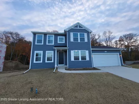 2877 Moccasin Dr, Dewitt, MI 48820