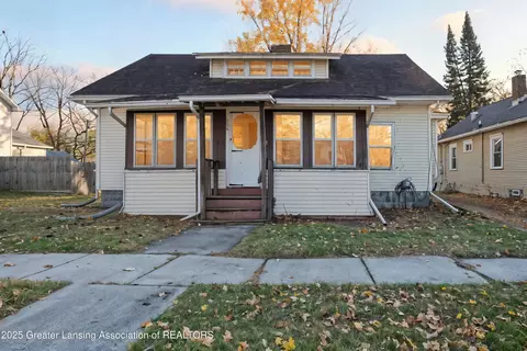 224 S Holmes St, Eaton Rapids, MI 48827