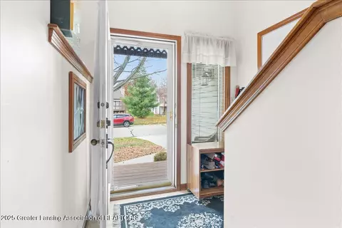 Entry Way - 1120 Rolling Green Ln, Lansing, MI 48917 photo 1 of 1