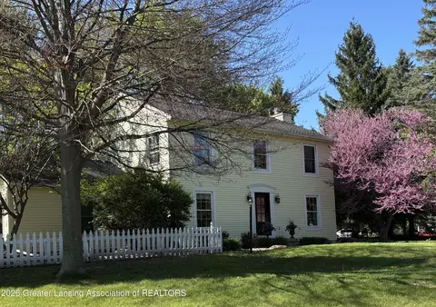 1572 Wenonah Dr, Okemos, MI 48864