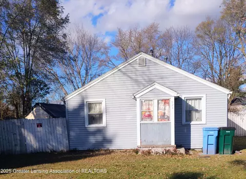 924 Loa St, Lansing, MI 48910