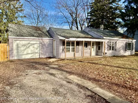 111 E Potter Ave, Lansing, MI 48910