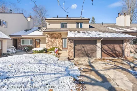 1114 Timbercreek Dr #41, Grand Ledge, MI 48837