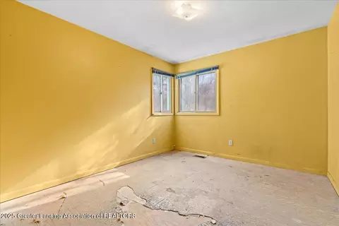 1581 W State Rd, Lansing, MI 48906 photo 17