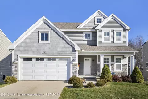 61 Lake Ridge Dr, Mason, MI 48854