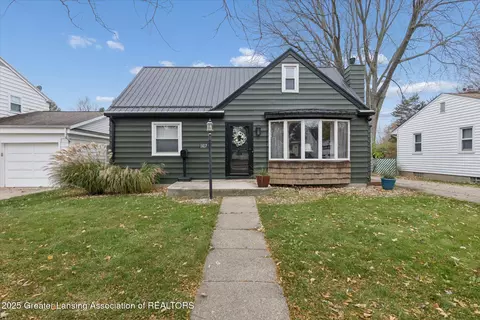 1107 N Hayford Ave, Lansing, MI 48912