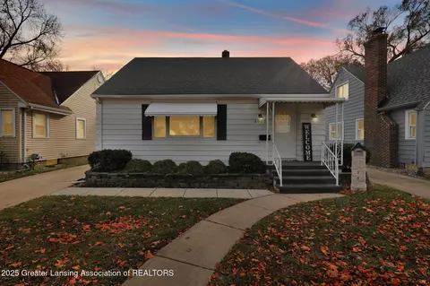 2009 Drexel Rd, Lansing, MI 48915