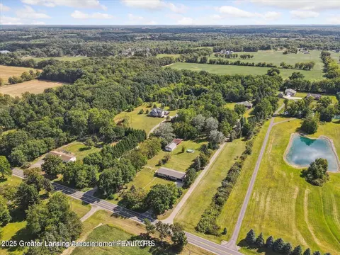View/Area - 1661 W Cutler Rd, Dewitt, MI 48820 photo 4 of 9