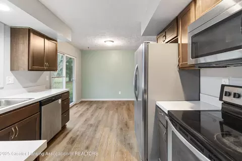 Other - 416 Riverview Dr, Dewitt, MI 48820 photo 4 of 20