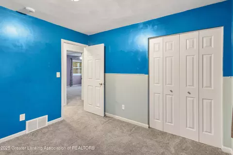 Bedroom - 416 Riverview Dr, Dewitt, MI 48820 photo 5 of 8