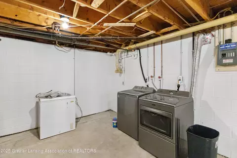 Other - 416 Riverview Dr, Dewitt, MI 48820 photo 9 of 20