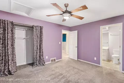 Bedroom - 416 Riverview Dr, Dewitt, MI 48820 photo 3 of 8