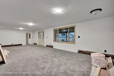 Living - 11191 W Chadwick Rd, Eagle, MI 48822 photo 3 of 3
