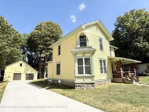 215 E Knight St, Eaton Rapids, MI 48827