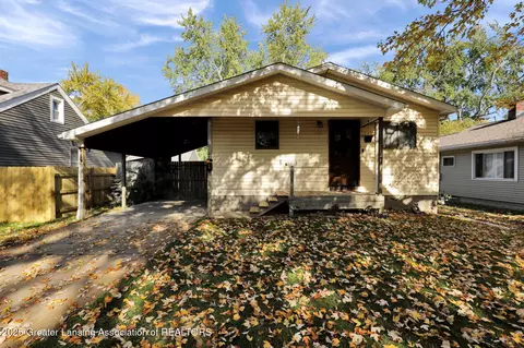709 Jessop Ave, Lansing, MI 48910