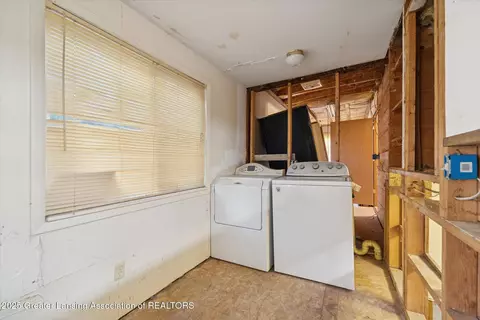 Other - 15918 Turner Rd, Lansing, MI 48906 photo 5 of 13