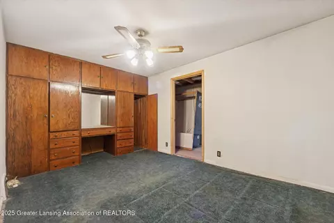 Bedroom - 15918 Turner Rd, Lansing, MI 48906 photo 1 of 7