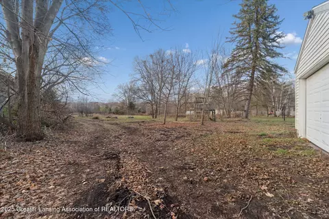 Exterior - 15918 Turner Rd, Lansing, MI 48906 photo 1 of 2