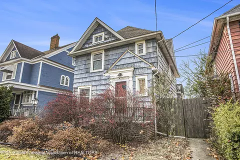 423 N Pine St, Lansing, MI 48933
