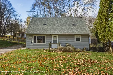5902 Hilliard Rd, Lansing, MI 48911