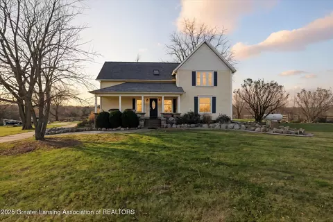 4971 Morrice Rd, Webberville, MI 48892