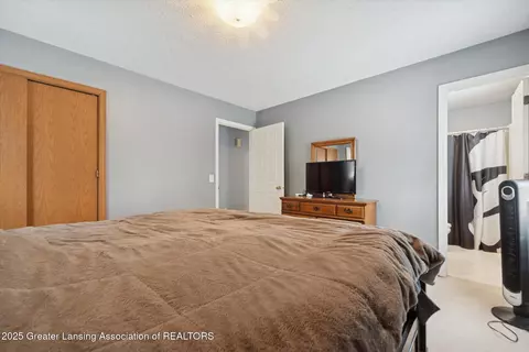 Bedroom - 5125 E Clark Rd, Bath, MI 48808 photo 4 of 4