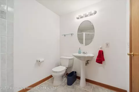 Bath - 5125 E Clark Rd, Bath, MI 48808 photo 6 of 6