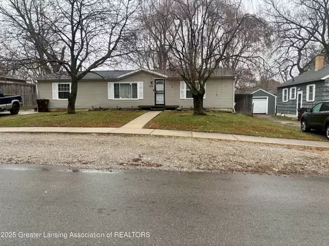 2614 W Kalamazoo St, Lansing, MI 48917