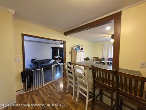 Dining - 208 E Northrup St, Lansing, MI 48911 photo 2 of 2