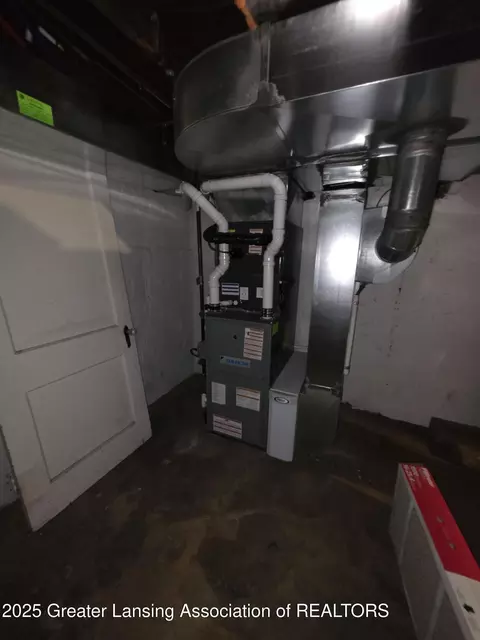 Other - 208 E Northrup St, Lansing, MI 48911 photo 9 of 9