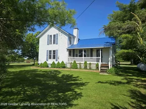3428 N Chester Rd, Charlotte, MI 48813