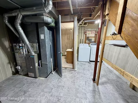 Other - 229 Williamsburg Rd, Lansing, MI 48917 photo 7 of 20