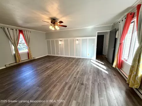 Living - 229 Williamsburg Rd, Lansing, MI 48917 photo 8 of 8