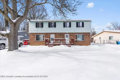 4114 Burchfield Dr, Lansing, MI 48910